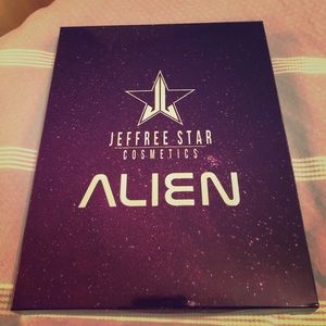 BRAND NEW UNUSED JEFFREE STAR :: ALIEN PALETTE